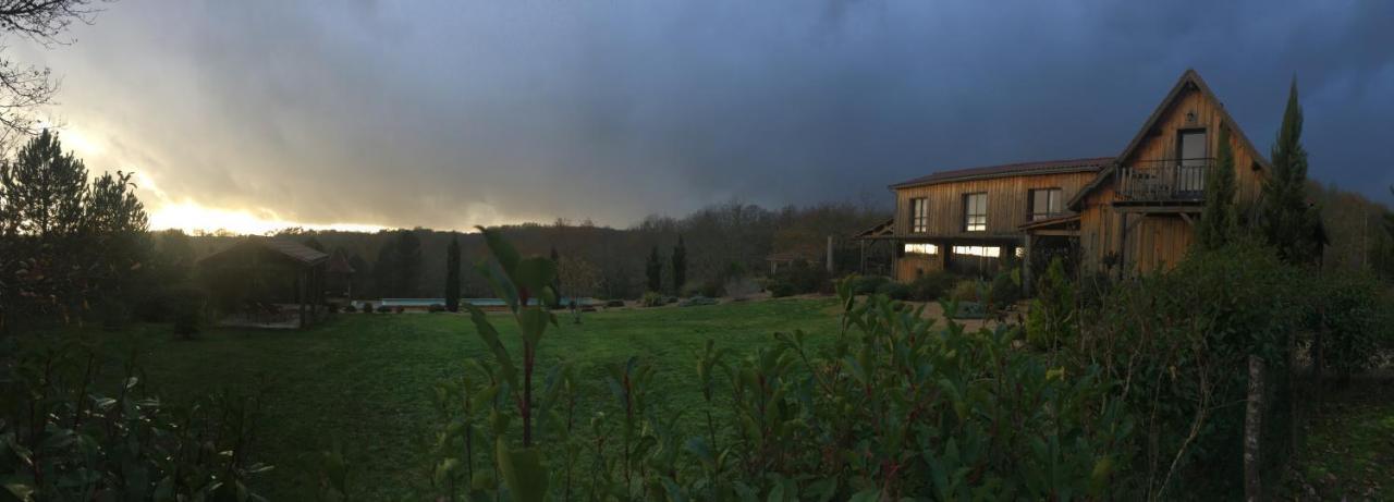 Le Lion D'Or En Perigord Bed and Breakfast Mauzac-et-Grand-Castang Eksteriør billede