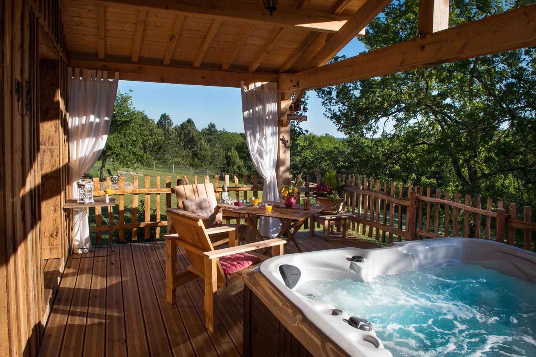 Le Lion D'Or En Perigord Bed and Breakfast Mauzac-et-Grand-Castang Eksteriør billede